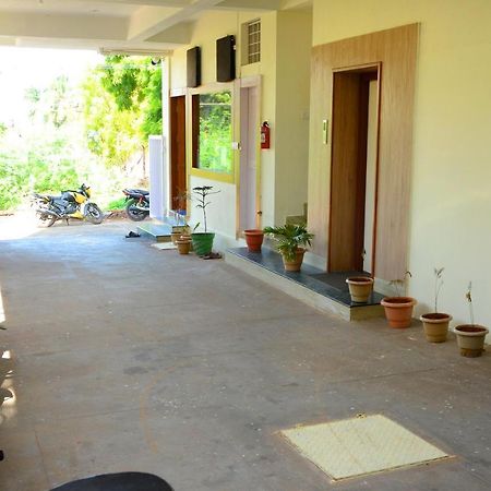 Hari Iyer Residency Hotel Tiruchchendur ภายนอก รูปภาพ
