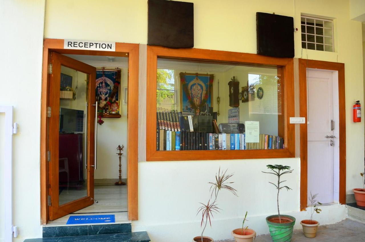 Hari Iyer Residency Hotel Tiruchchendur ภายนอก รูปภาพ